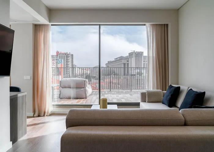 Limehome Defensores De Chaves 3* Lisboa