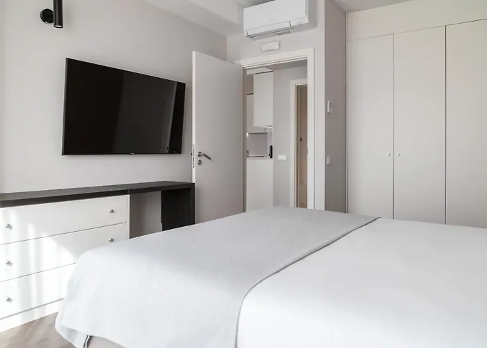 公寓式酒店 Limehome Defensores De Chaves Lisboa