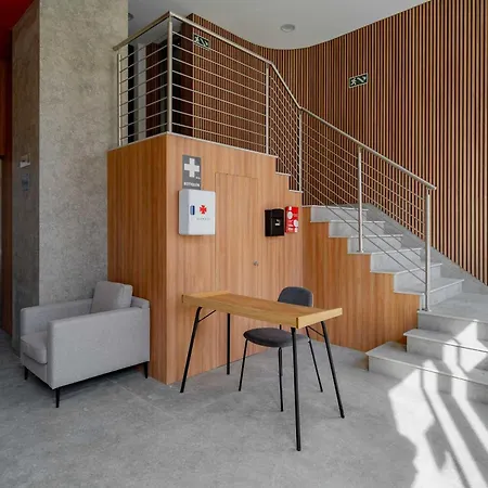 Limehome Defensores De Chaves Lisbon