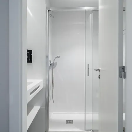 Apartment Limehome Defensores De Chaves