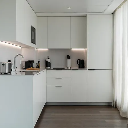 Apartment Limehome Defensores De Chaves *