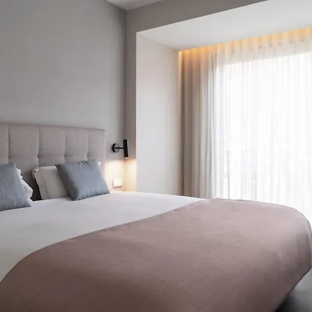 Limehome Defensores De Chaves Apartment Lisbon