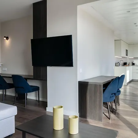 Limehome Defensores De Chaves Apartment *