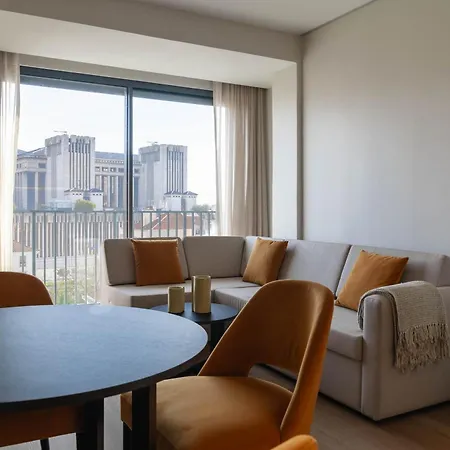 Limehome Defensores De Chaves Apartment *