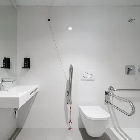 Apartment Limehome Defensores De Chaves Lisbon