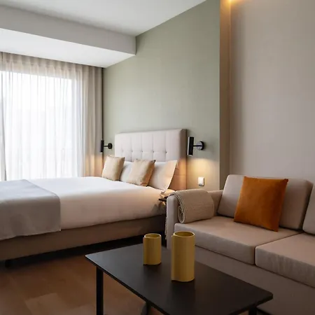 Apartment Limehome Defensores De Chaves Lisbon