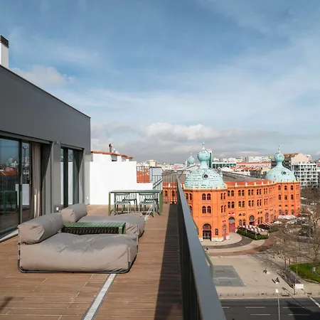 Limehome Defensores De Chaves Lisboa