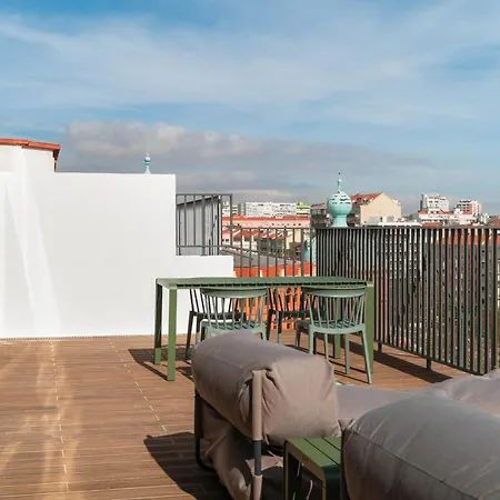 Limehome Defensores De Chaves