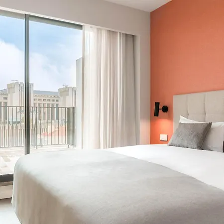 Lägenhetshotell Limehome Defensores De Chaves