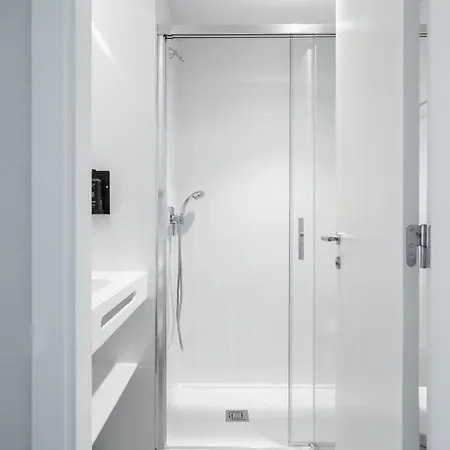 Apartmanhotel Limehome Campo Pequeno 3*