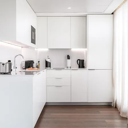 Limehome Defensores De Chaves 3* Lissabon